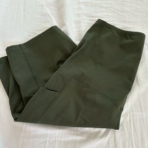 Maternity Pocket Biker Shorts